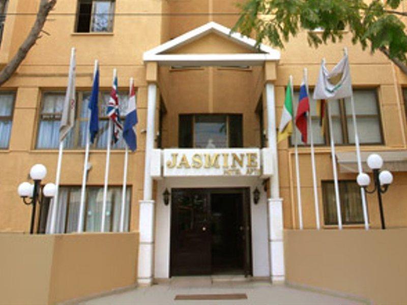 Jasmine Hotel Apartments Лимасол Екстериор снимка